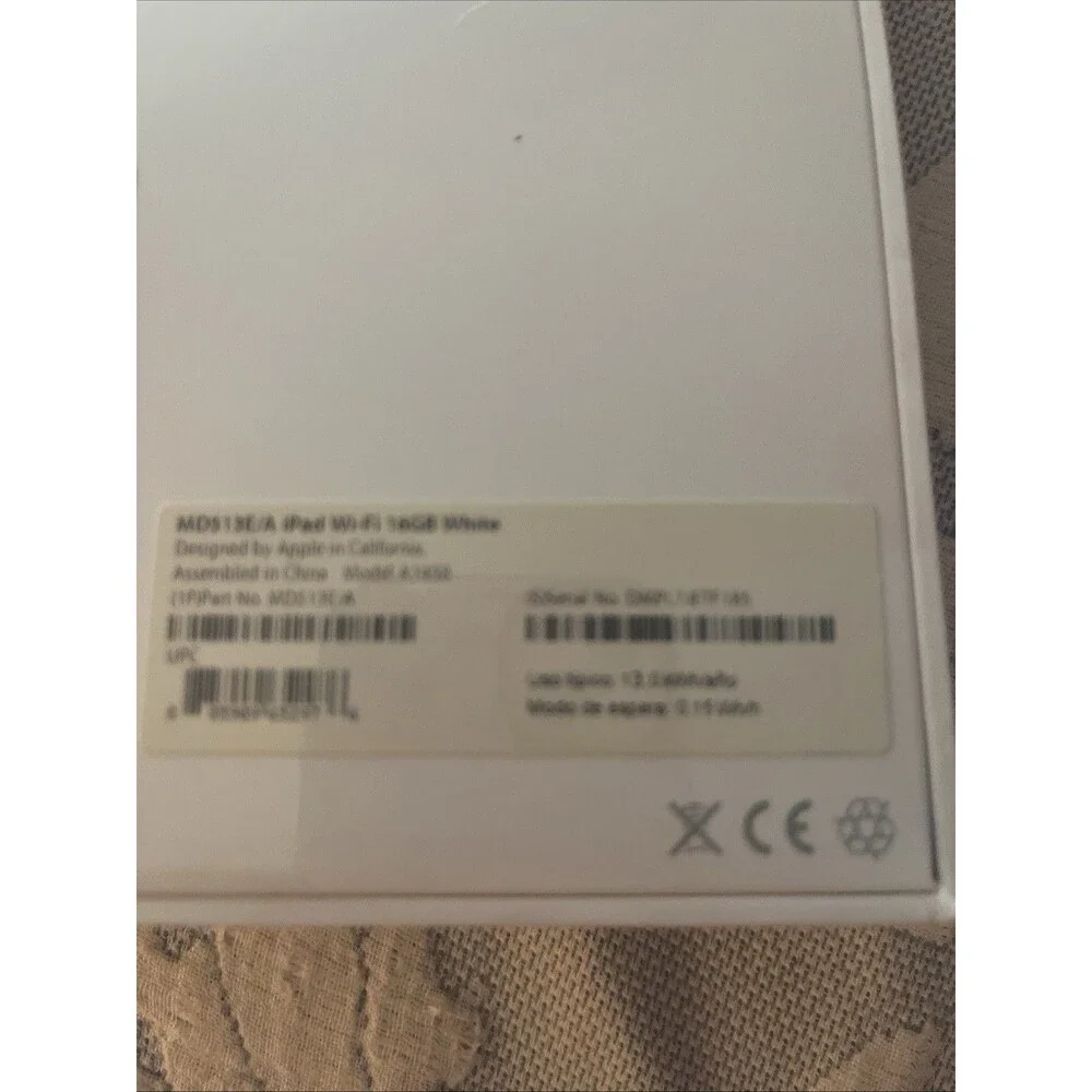 Factory Sealed Apple iPad 4th Gen A1458 16GB Wi-Fi White MD513LL/A NEW